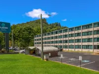 Clarion Hotel Conference Center Hotels in Maggie Valley