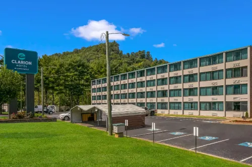 Clarion Hotel Conference Center