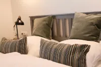 Haus & Hof Guest House