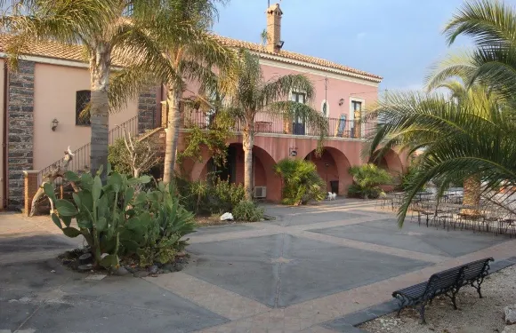 馬薩里亞波蒂爾斯特拉農莊酒店