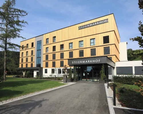 Hotel Steiermarkhof Graz - Aus Holz Gebaut, Von Hügeln geküsst Hotels near Eggenberg