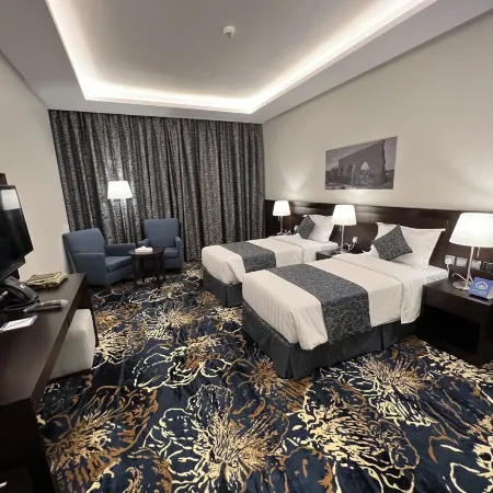 Zaha Taiba Hotel