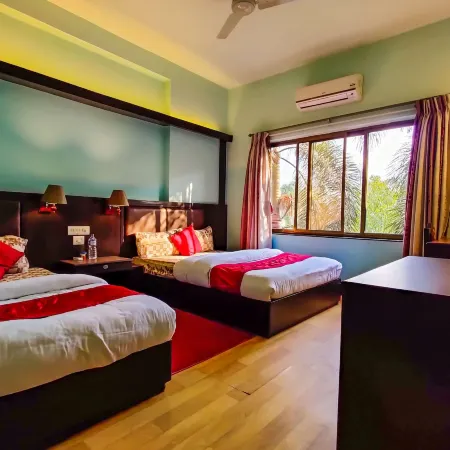 Hotel Ananda Inn