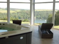 Stunning location, superior quality barn, open all year, swimming pool, hot tub