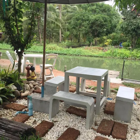 BaanSuanLeelawadee Resort Amphawa