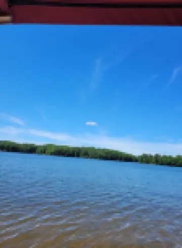 Crossroads to Pickwick Cabin SMOOTH SAILING
