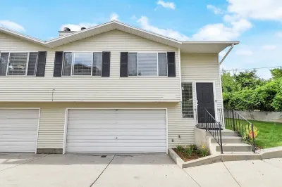 Family Friendly | Washer+Dryer | PlayStation Pro | Large Yard | Fast Wifi