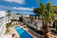 Hotel O7 Alondra - Beach