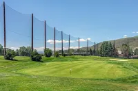 Stunning Mountain Home with Hot Tub and Game Room - Cozy Retreat