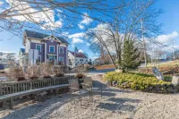 Kittery Cove | Luxe, Views, Walk to Portsmouth