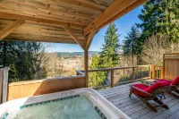 McKenzie View Cottage Hotels in Lane County