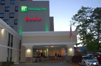 Holiday Inn Boston - Dedham Hotel & Conference Cente Hotels near Commuter Rail - Dedham Corporate Center- Franklin Forge Park Line