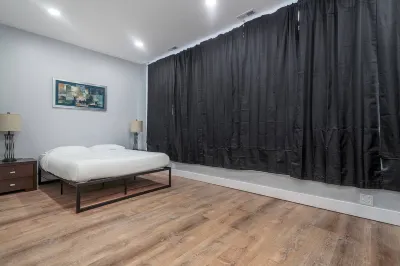 MTM Fully Furnished Rental in Old Town - 2 beds Hotels in Old Town