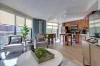 Luxury Amenities and Outdoor Swimming Pool - Elegant Arlington Haven