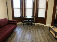 Charming Apartment with Secure Parking and Quick NYC Access - Cozy Escape Hotels in Weehawken