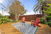 Private Pool and Game Room - Gorgeous Luxury Escape Hotels in Deer Park