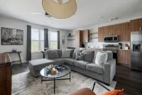 Luxurious Amenities and Modern Comfort - Stylish Dallas Escape