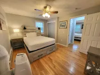 RARE GEM @ MYSTIC SEAPORT & AQUARIUM: 5 QUEEN 1 SOFA BED