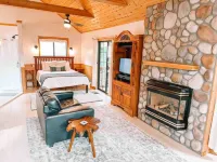 Cozy Cabin | 3Min to Midtown | Mountain Views 루이도소 호텔