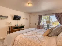 Cozy Retreat - Coffee Maker, Wifi, Ocean Views Hotels in Gleneden Beach