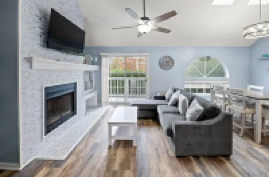 Idyllic Villa with Loft and Pool Access - Charming Family Escape