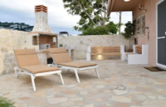 位於基薩莫斯的巴洛斯附近的房子 米西姆納酒店