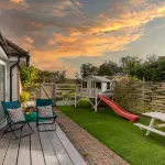 Bosham 3 Br Beach House with Garden & Playhouse