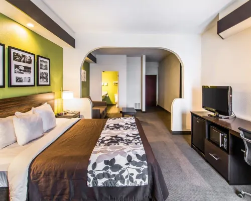 Sleep Inn & Suites Orlando International Airport Hotels in Belle Isle