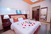 Falcon Heights Hotel Hotel di Central