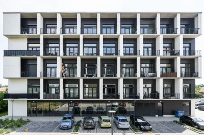 RentPlanet-扎倫博維奇公寓 住宿飯店