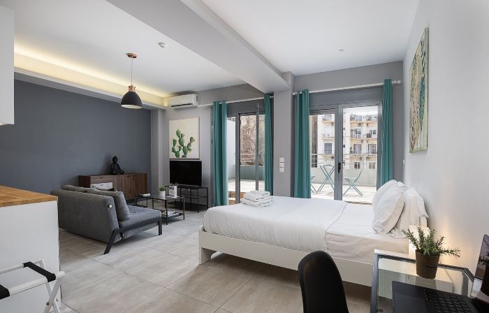 The Omnia Collection Pagrati