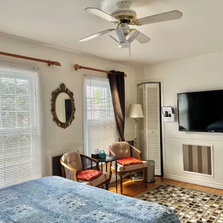 Cozy House B&B