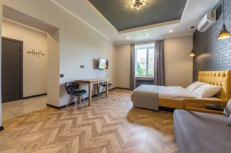 Idea Design Apart-Hotel Prorizna Отели рядом с достопримечательностью «Андреевский спуск»