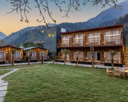 Justa Luxe Rasa Retreat & Spa, Rishikesh Hotels in Pauri Garhwal