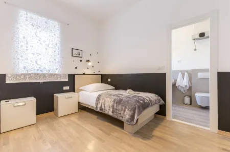 Luxury Villa Stella Near Split Отели в г. Donji Dolac