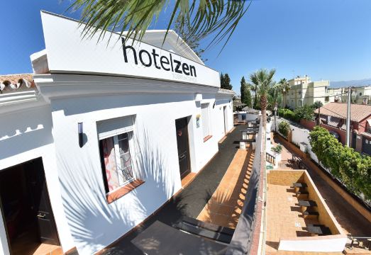 호텔 젠 에어포트