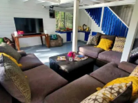 Bak A Yaad Hotels in West End