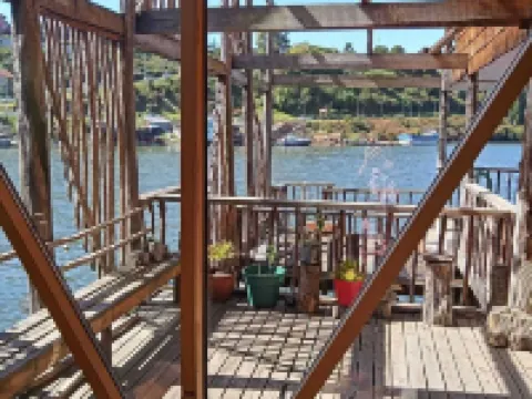 Hostal Palafito Waiwen Hotels in Castro