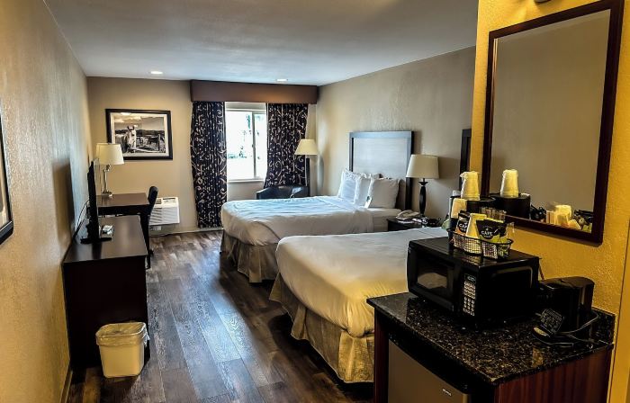 Heritage Inn