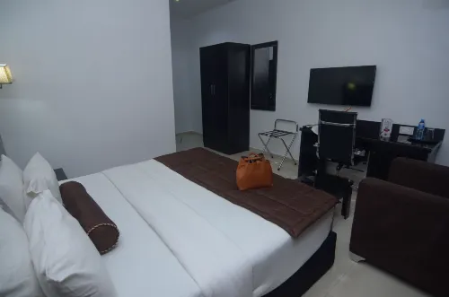 Hillsbay Hotels