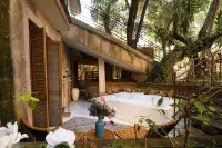 Oyster Residences - Adult Only