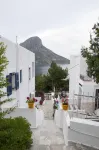 Tatsis Apartments Hotels in Mirties