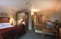 Macdonald Elmers Court Hotel and Resort Hotels in Lymington