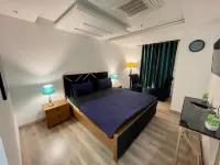 Gold Crest Air Reside Hotel Apartments DHA Lahore فنادق في Lahore District