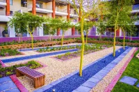 Mayfair Luxury Apartments Hoteles en Century City