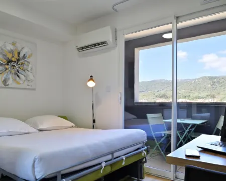 Résidence Easy Lodge Hôtels à : Ajaccio