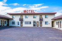 Silver Street Motel by OYO - parking