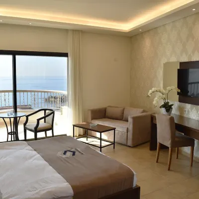 فندق الرمال Hotels near قلعة جبيل