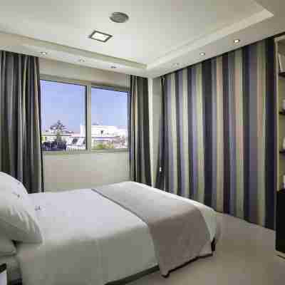 Rhodes Central Suite Rooms