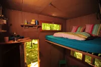 Cabanes de l'Espace Fouletot Hoteles en Choisey